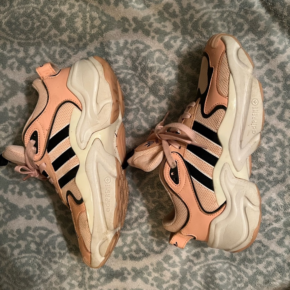 Women adidas
